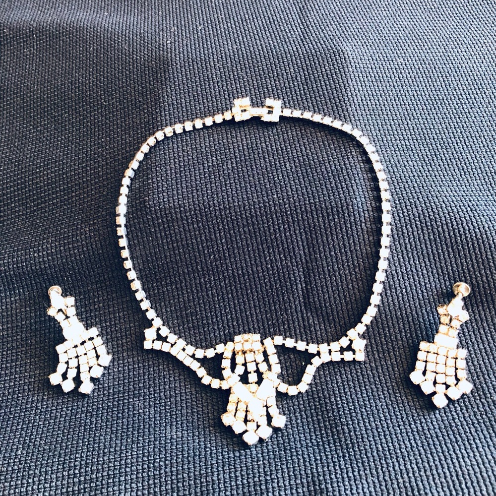 Vintage Prong Set Crystal Rhinestone Necklace & Screw On Earrings